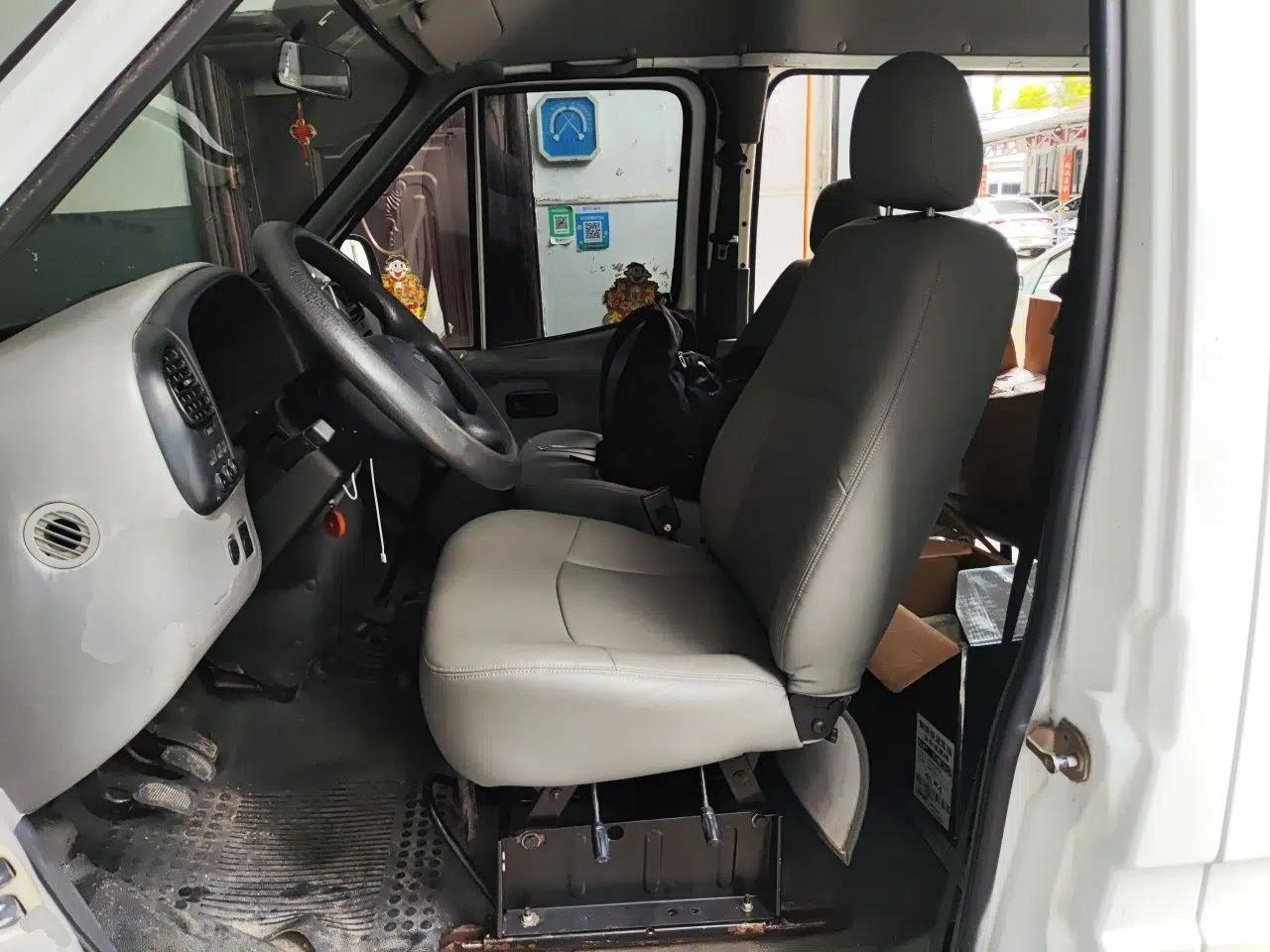 Ford Classic Transit 2015 Classic Transit, 2.8T, manual, 5 seats, JX493ZLQ4 engine — миниатюра 15
