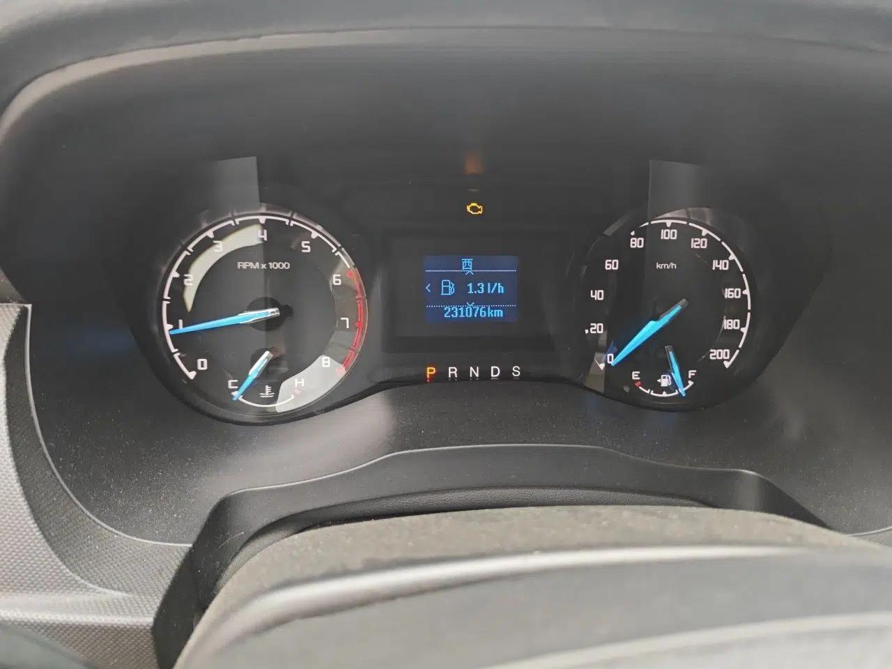 Ford Everest 2017 2.0T Gasoline Automatic 4x4 Elite Edition 5 Seats — миниатюра 12