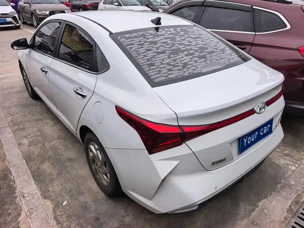 2020 Hyundai Verna 1.4L CVT GLS Cool Edition — миниатюра 4