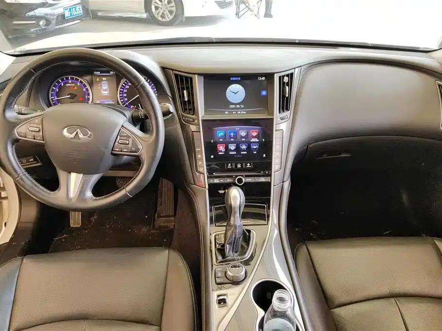 Infiniti Q50 2014 2.0T Comfort Edition — миниатюра 12