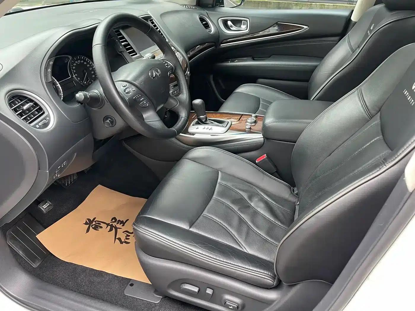 Infiniti JX 2013 JX35 AWD All-Terrain Edition — миниатюра 13