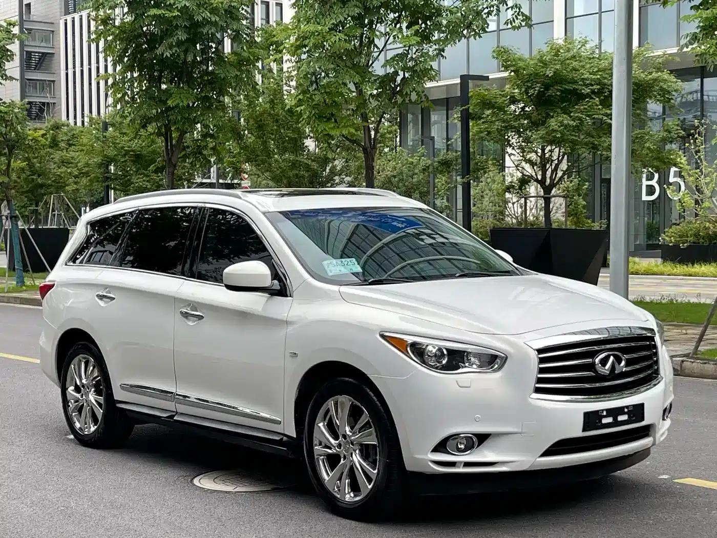 Infiniti JX 2013 JX35 AWD All-Terrain Edition — миниатюра 3