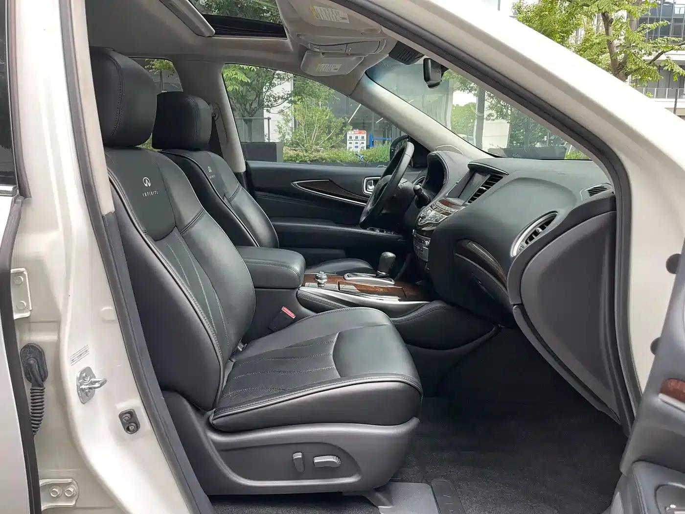 Infiniti JX 2013 JX35 AWD All-Terrain Edition — миниатюра 7