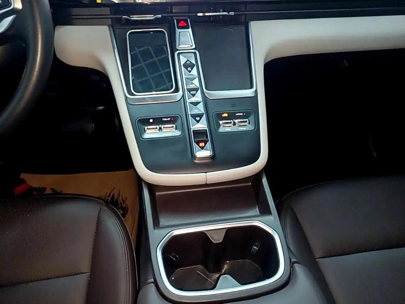 Haval Fierce Dragon Max 2023 1.5L Hi4 105 Four-Wheel Drive Smart Flagship Edition — миниатюра 16