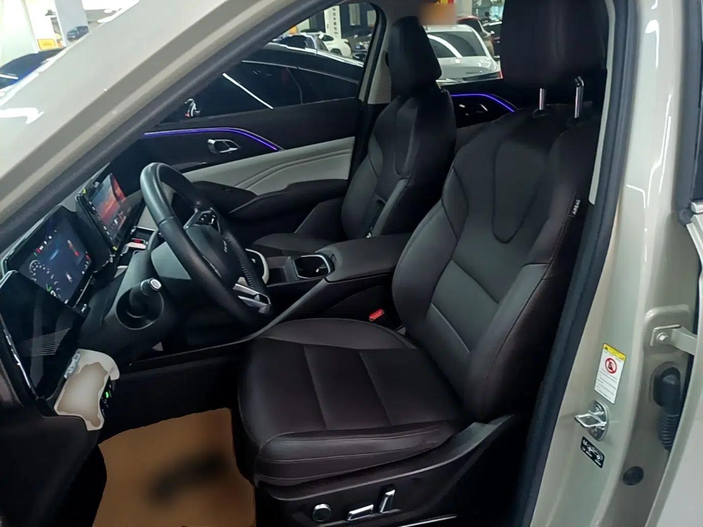 Haval Fierce Dragon Max 2023 1.5L Hi4 105 Four-Wheel Drive Smart Flagship Edition — миниатюра 17
