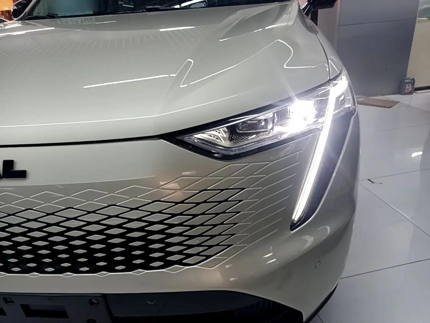 Haval Fierce Dragon Max 2023 1.5L Hi4 105 Four-Wheel Drive Smart Flagship Edition — миниатюра 8
