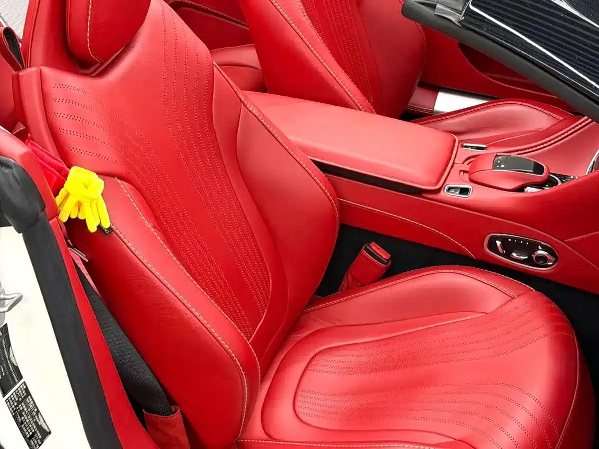 Aston Martin DB11 2019 4.0T V8 Volante — миниатюра 11