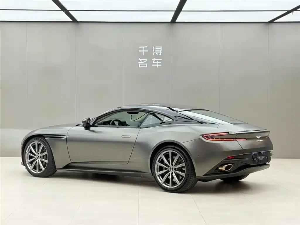 Aston Martin DB11 2019 4.0T V8 Coupe — миниатюра 14
