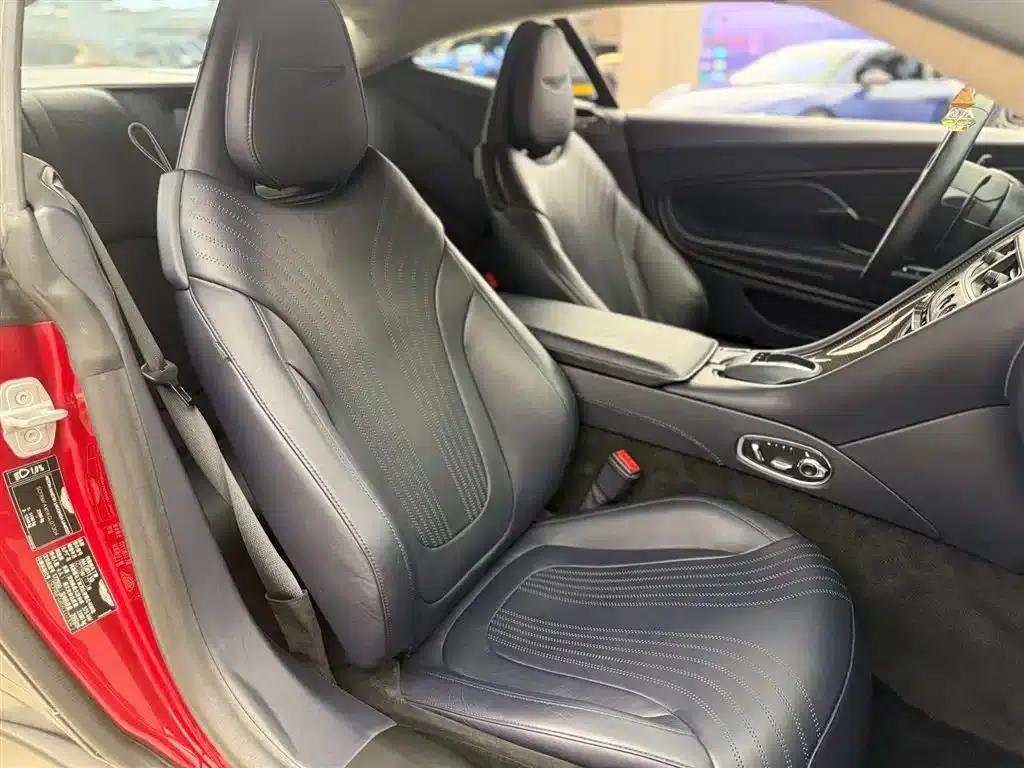 Aston Martin DB11 2019 4.0T V8 Coupe — миниатюра 10