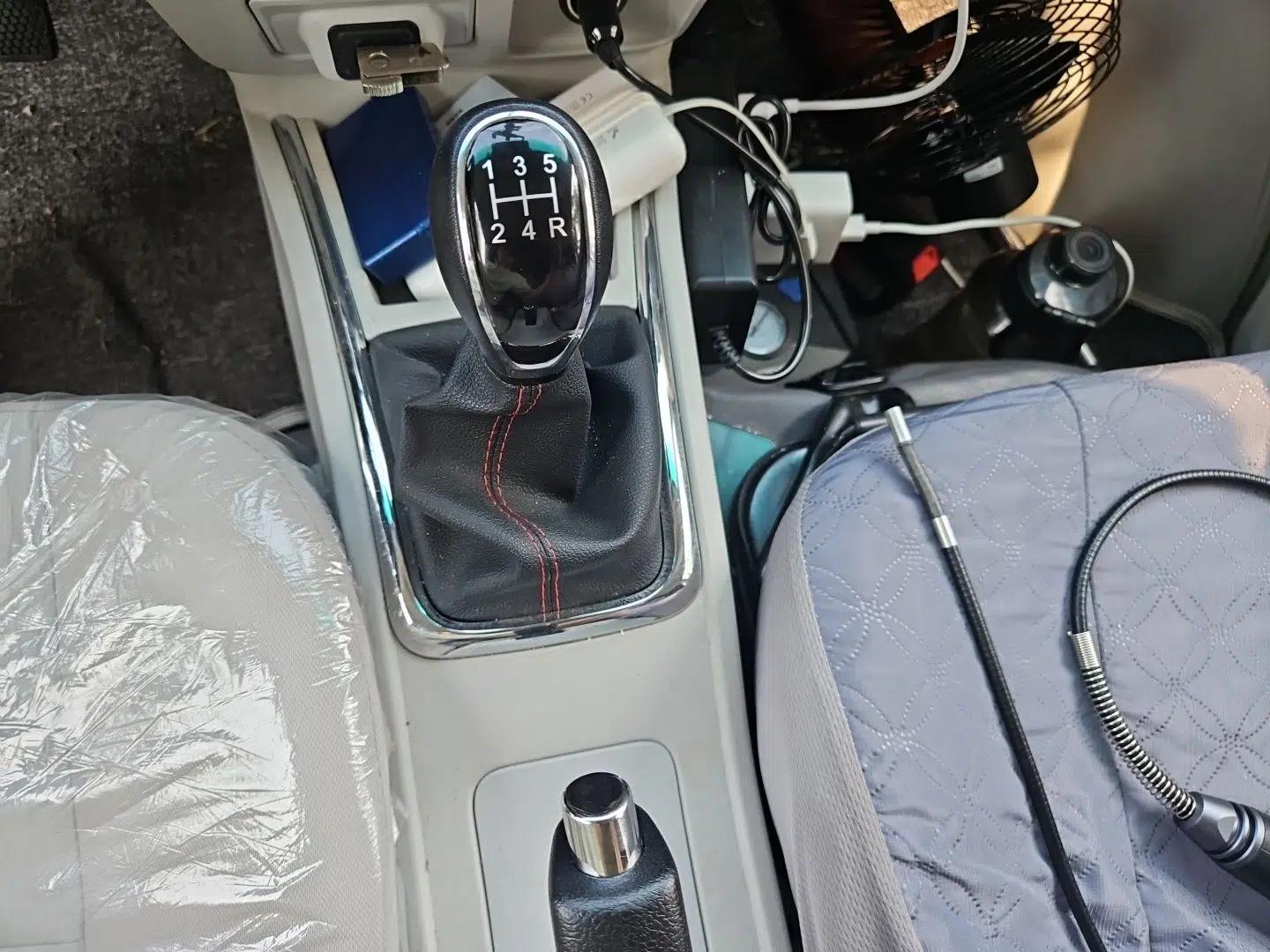Jinbei New Hiace X30L CNG 2023 100L CNG Wealth Edition Van 2/5-Seater Air-Conditioned Model SWCC15M — миниатюра 14