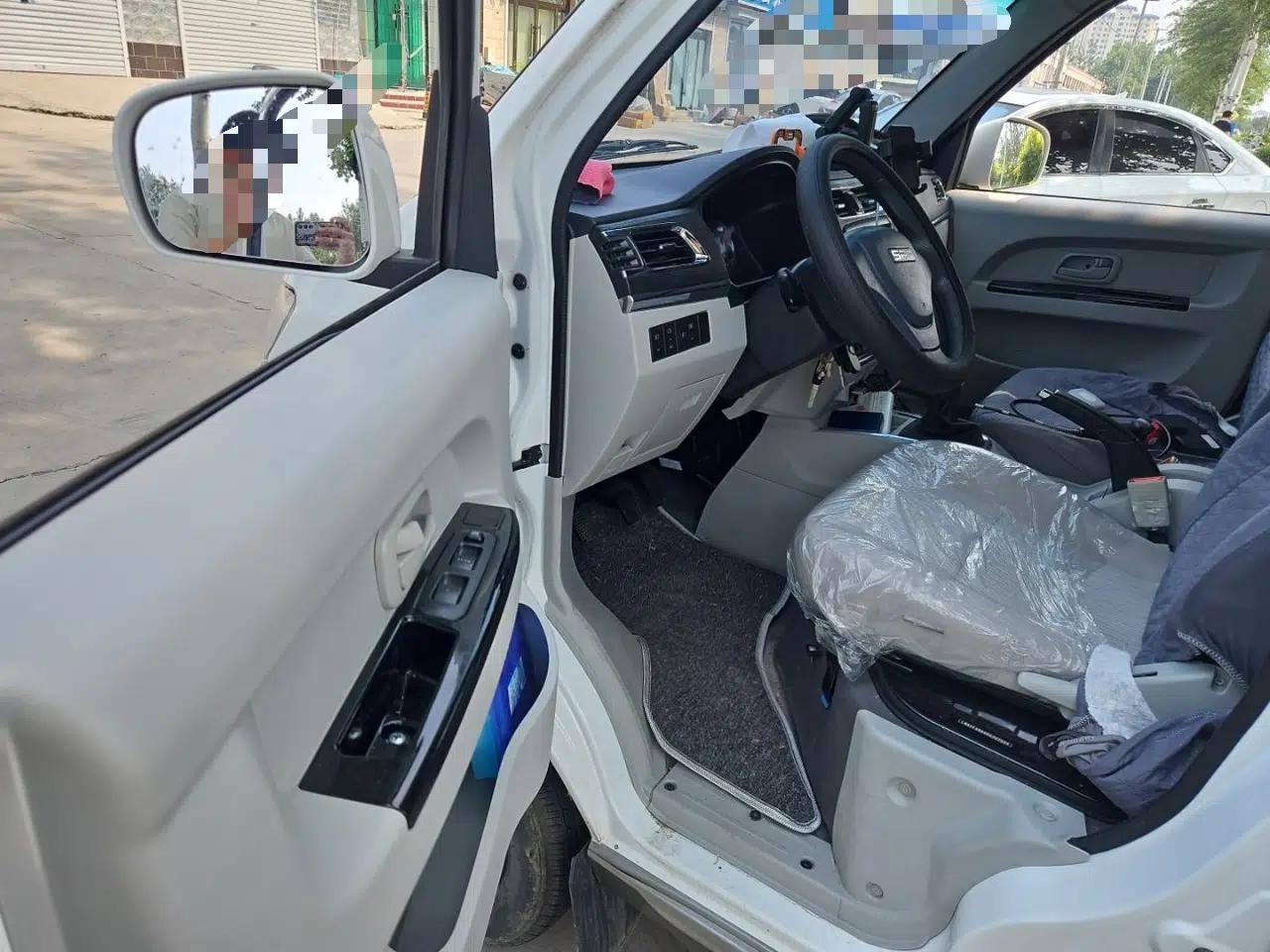 Jinbei New Hiace X30L CNG 2023 100L CNG Wealth Edition Van 2/5-Seater Air-Conditioned Model SWCC15M — миниатюра 16