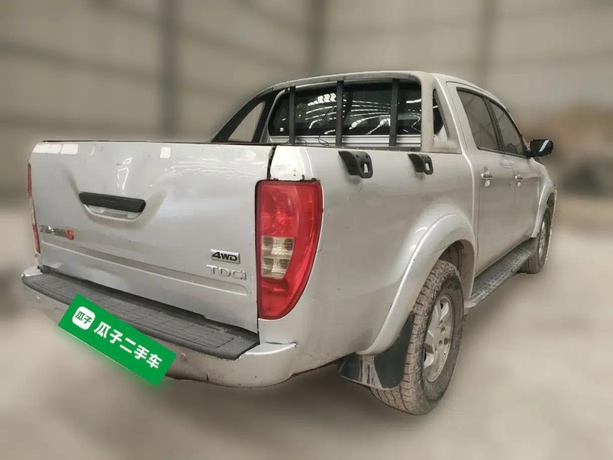 JMC Yuhu 5 2018 2.4T Classic Edition Diesel Manual 4x4 Luxury Version JX4D24A5L — миниатюра 6