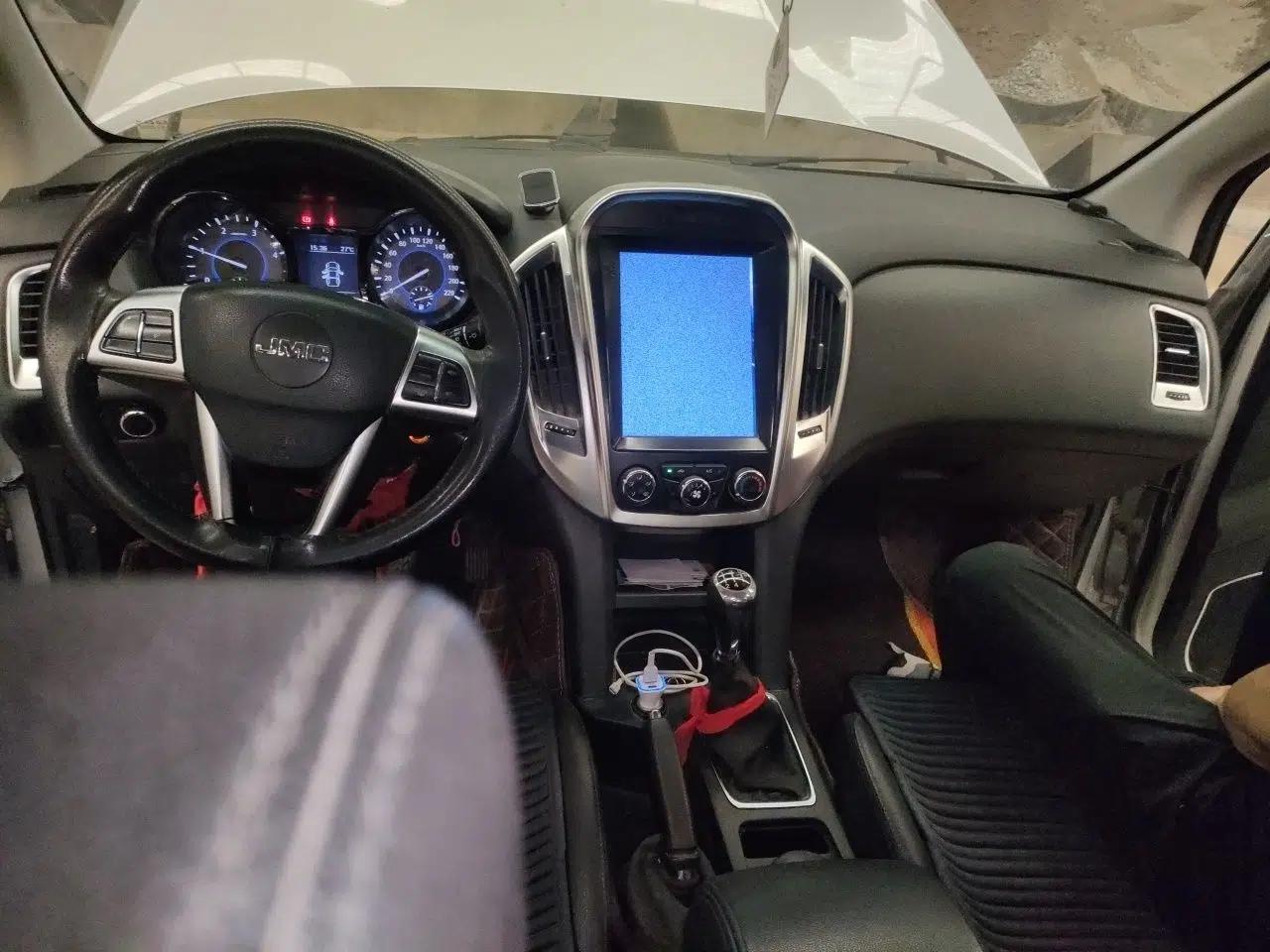 JMC Yuhu 5 2018 2.4T Classic Edition Diesel Manual 4x4 Luxury Version JX4D24A5L — миниатюра 9