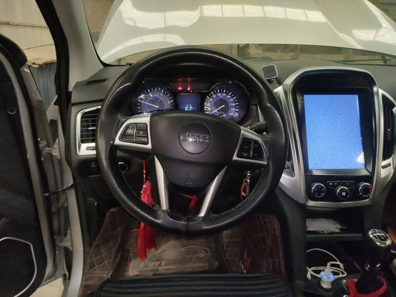 JMC Yuhu 5 2018 2.4T Classic Edition Diesel Manual 4x4 Luxury Version JX4D24A5L — миниатюра 10