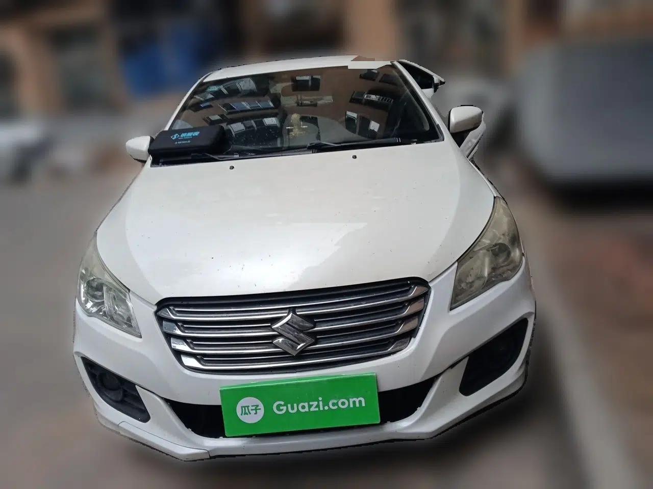Suzuki Alivio 2015 1.6L Manual Comfort Model — миниатюра 2