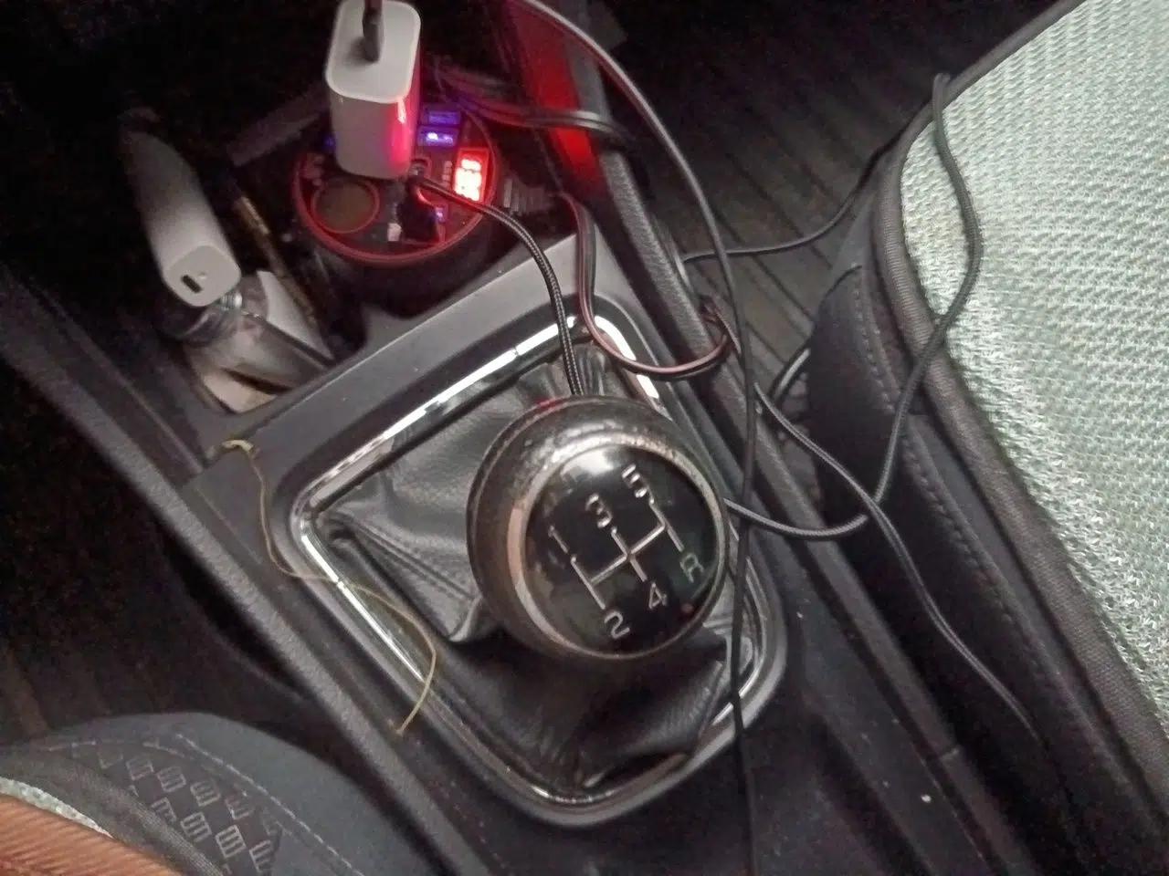 Suzuki Alivio 2015 1.6L Manual Comfort Model — миниатюра 14