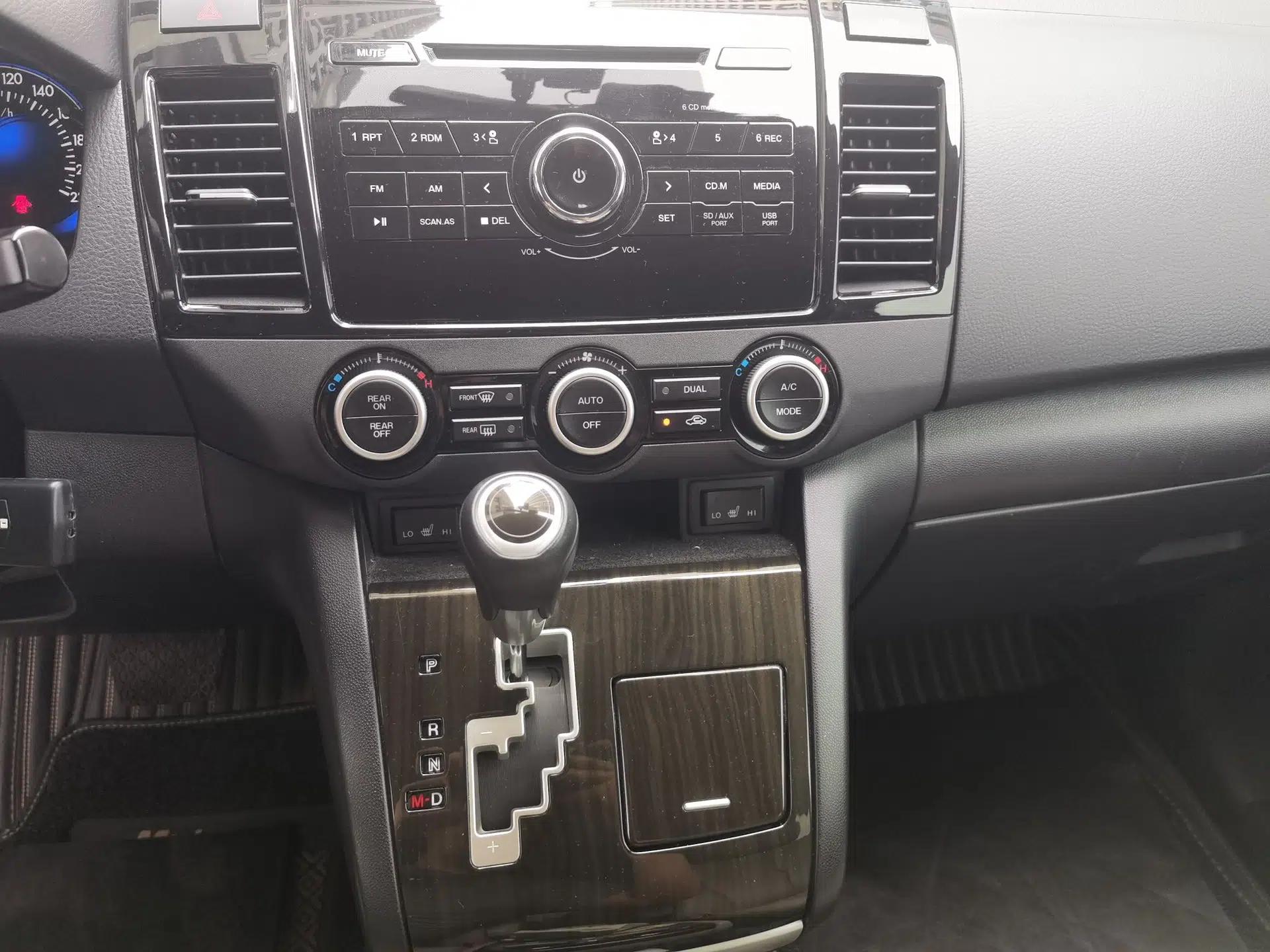 Mazda 8 2015 2.5L Elite Edition — миниатюра 13