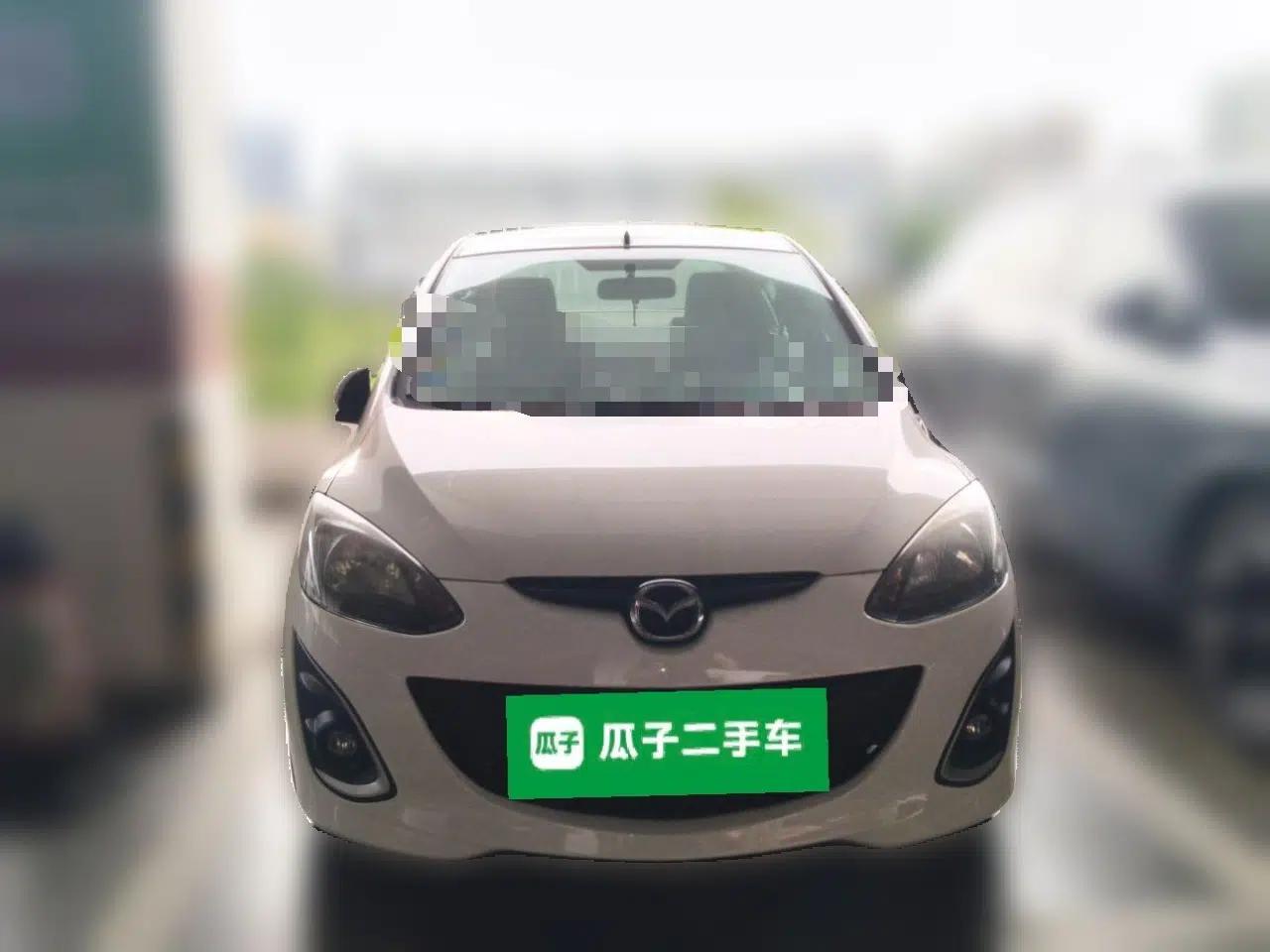 Mazda 2 2012 Sedan XuanDong 1.5L Automatic Fashion Edition — миниатюра 2