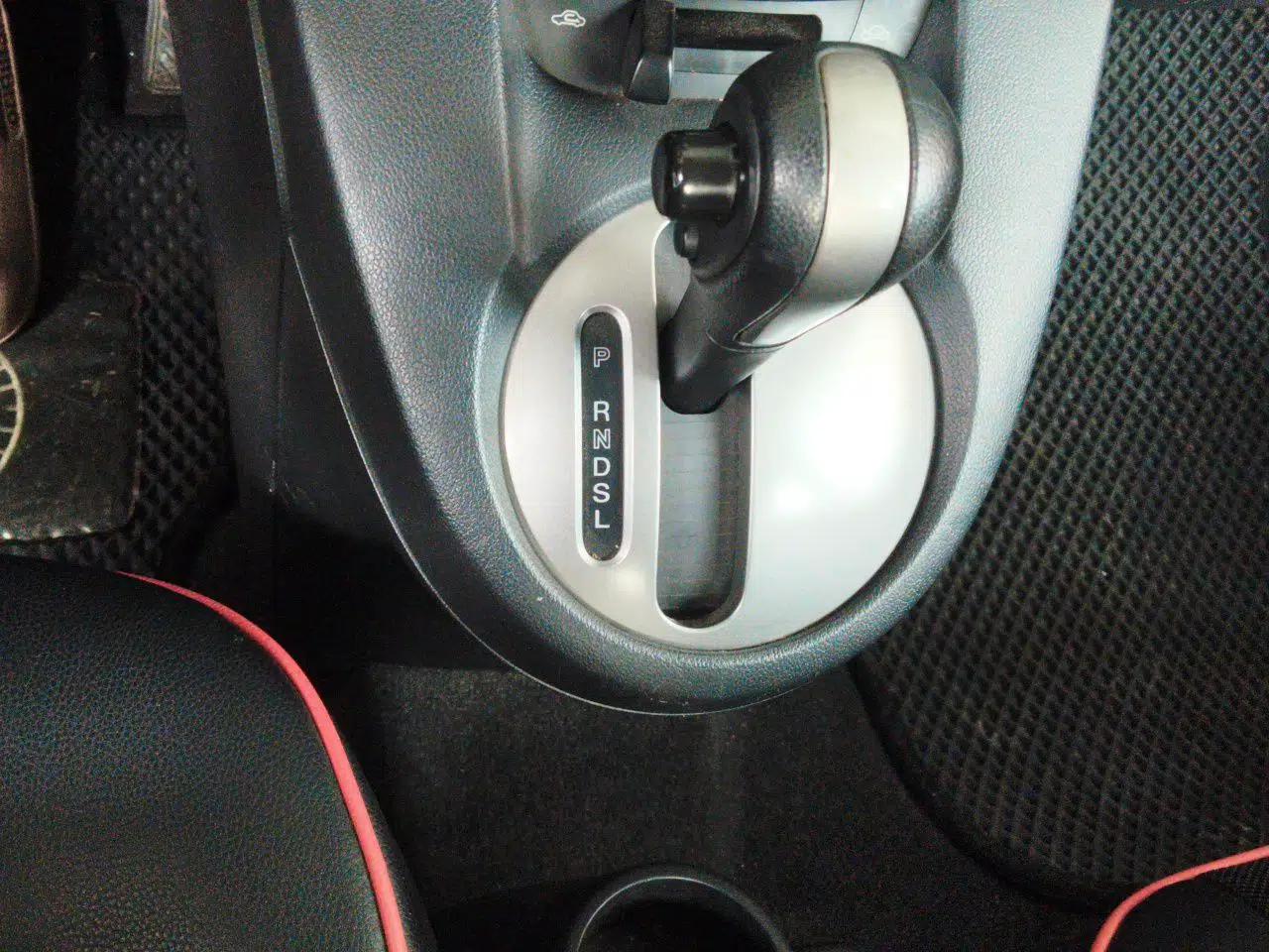 Mazda 2 2012 Sedan XuanDong 1.5L Automatic Fashion Edition — миниатюра 14