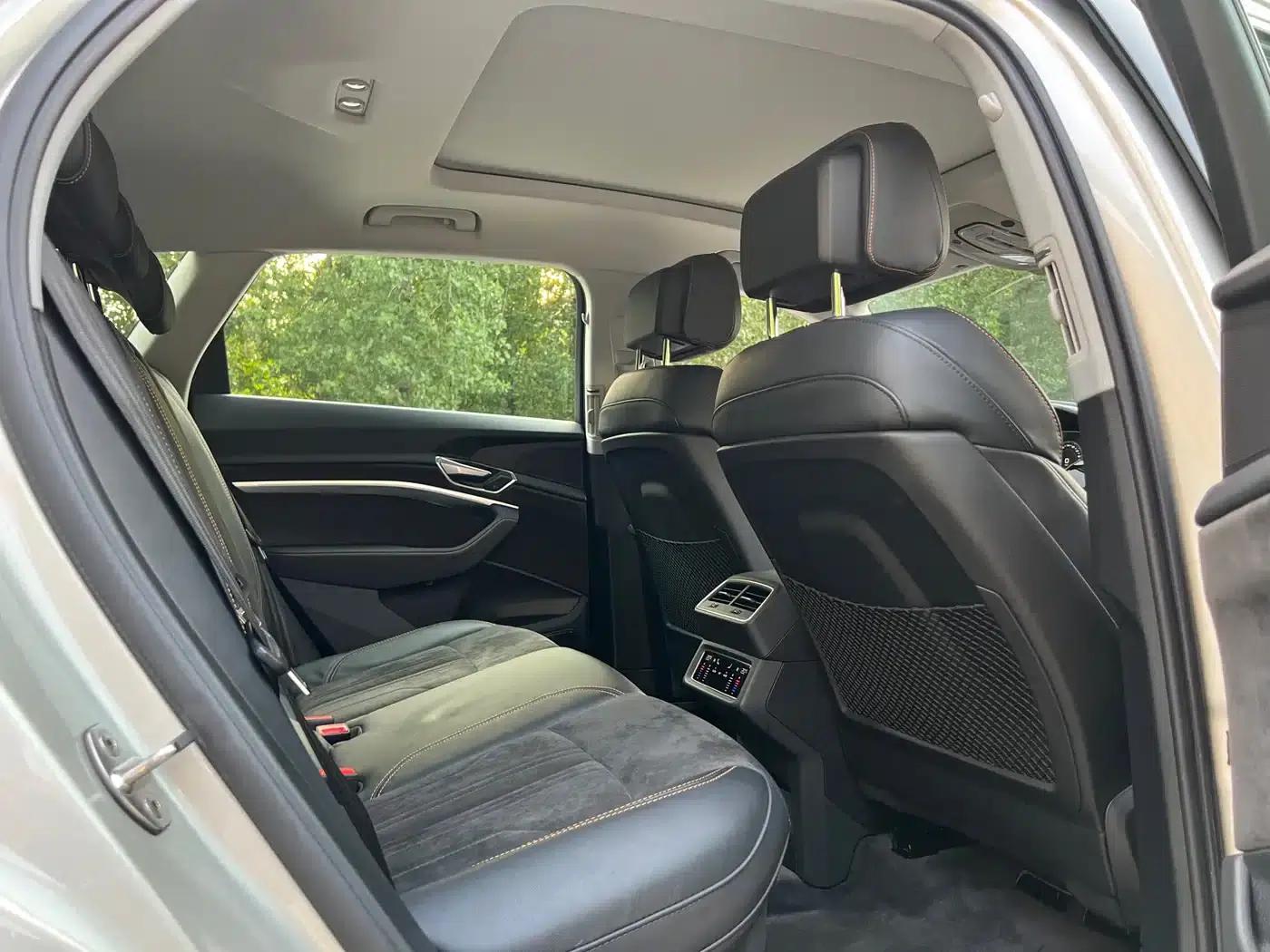 Audi e-tron 2021 50 quattro Premium Edition — миниатюра 18