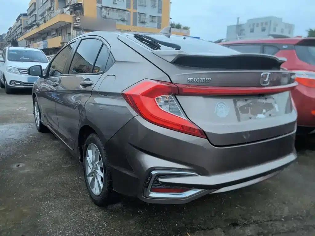 2017 Honda Crider 1.5L CVT Comfort Edition — миниатюра 5