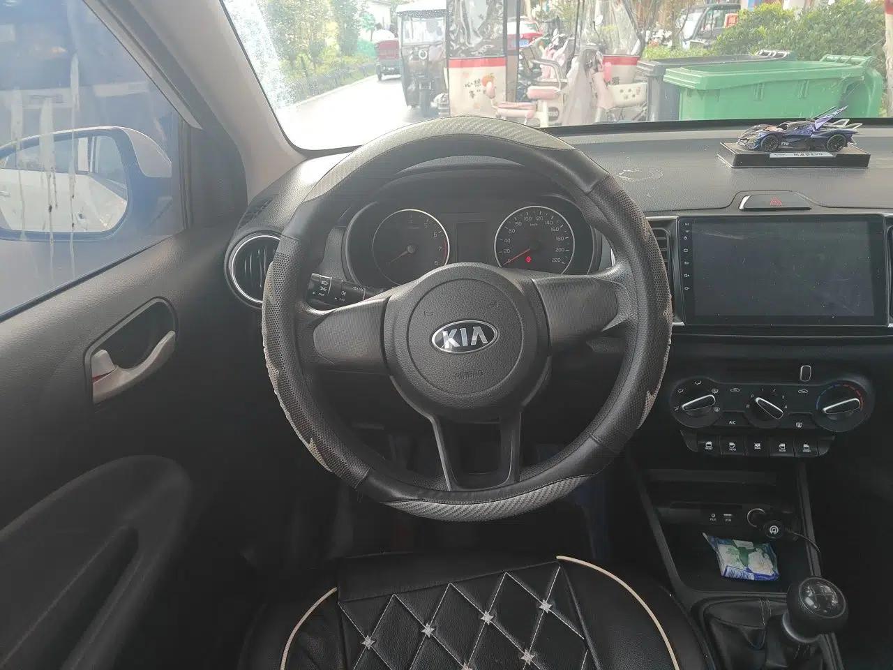 Kia Pegas 2017 1.4L Manual Fashion Edition Smart — миниатюра 10