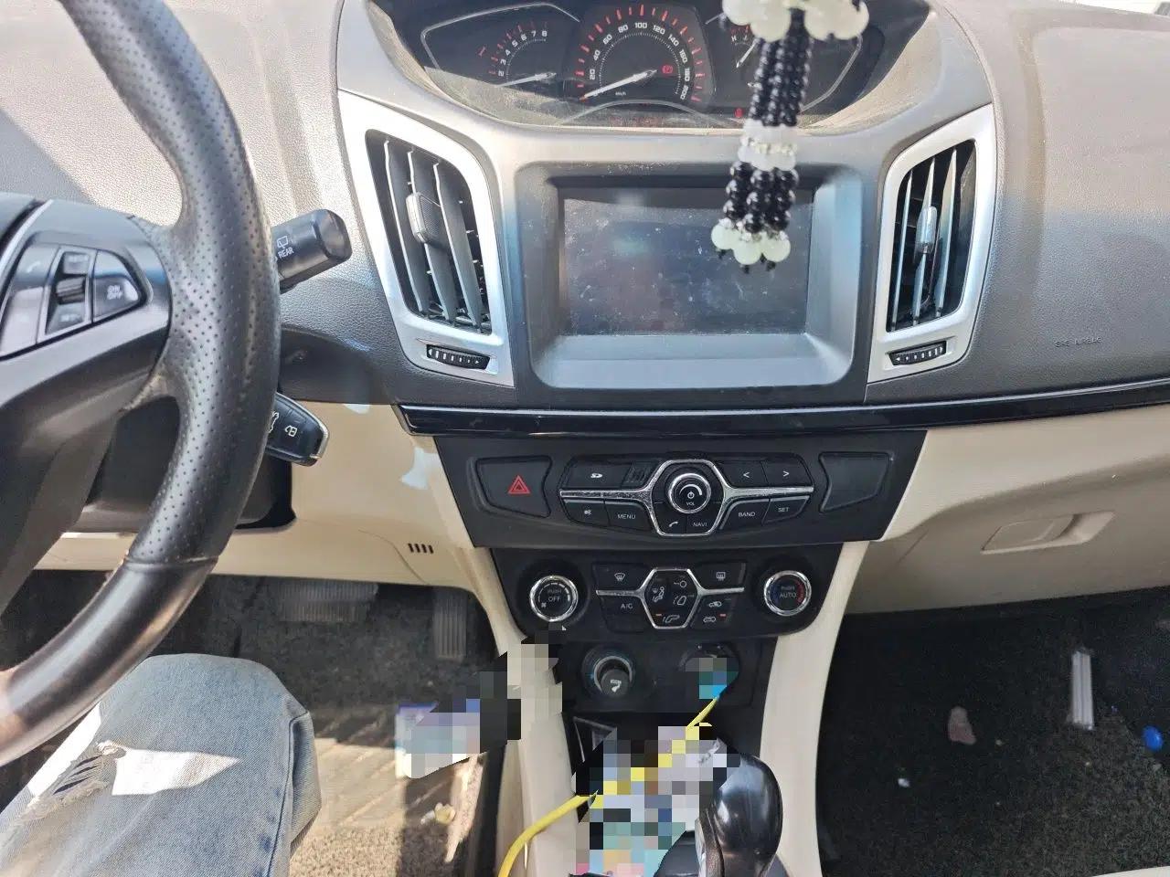 Chery Arrizo M7 2015 2.0L CVT Comfort Edition 2+2 Seating — миниатюра 13