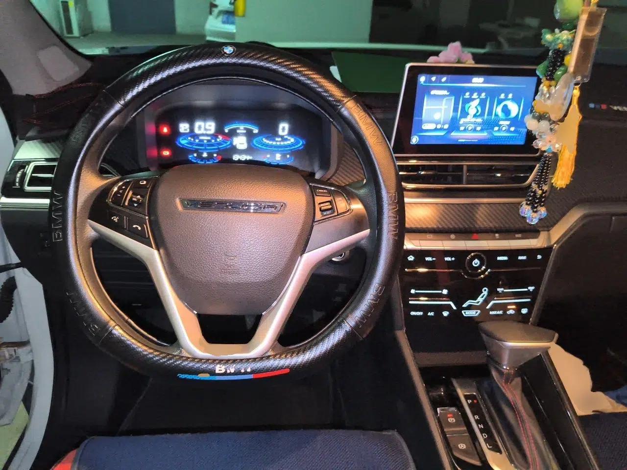Venucia T60 2022 1.6L CVT Smart Enjoyment Version — миниатюра 10