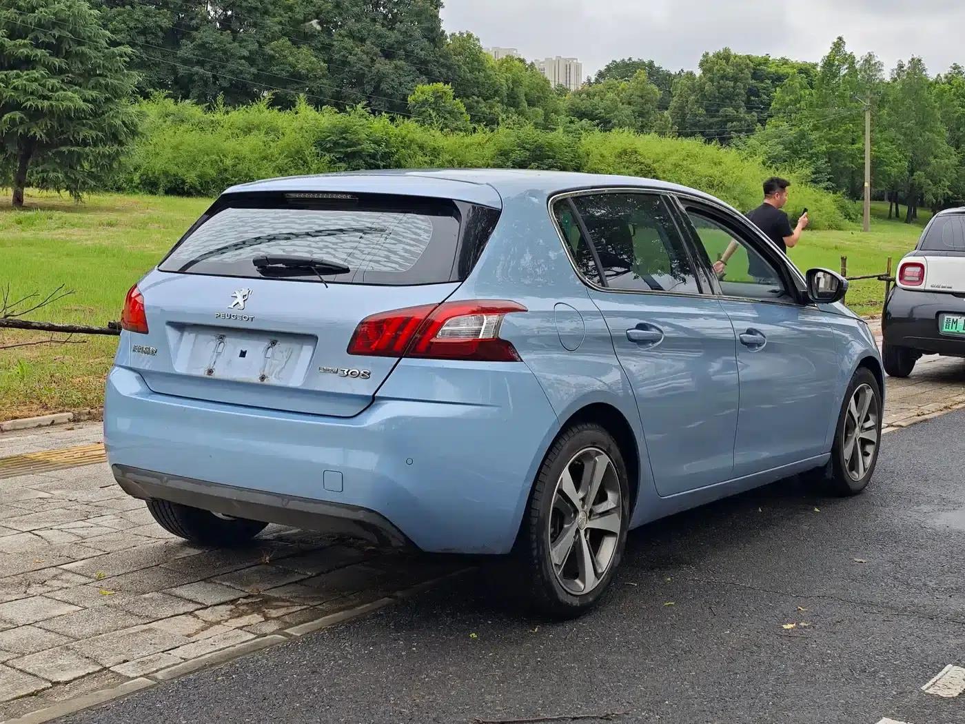 Peugeot 308S 2015 1.6T Automatic Sporty Edition — миниатюра 7