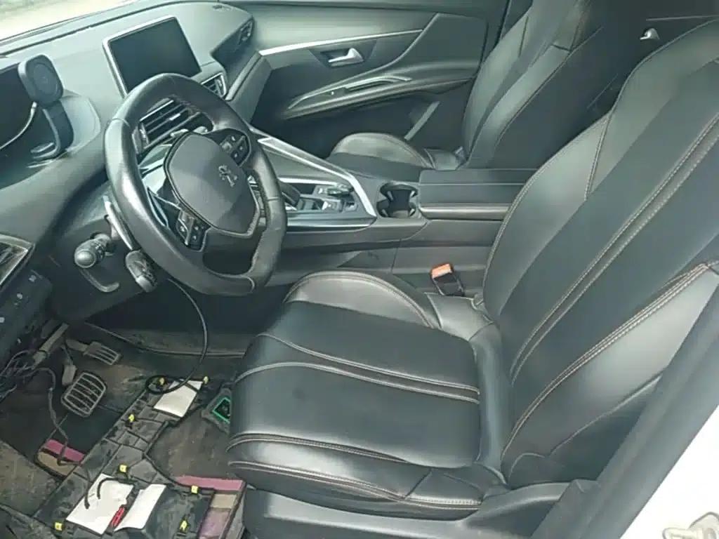 Peugeot 4008 PHEV 2020 1.6T PHEV Tri-Motor Luxury Edition — миниатюра 15