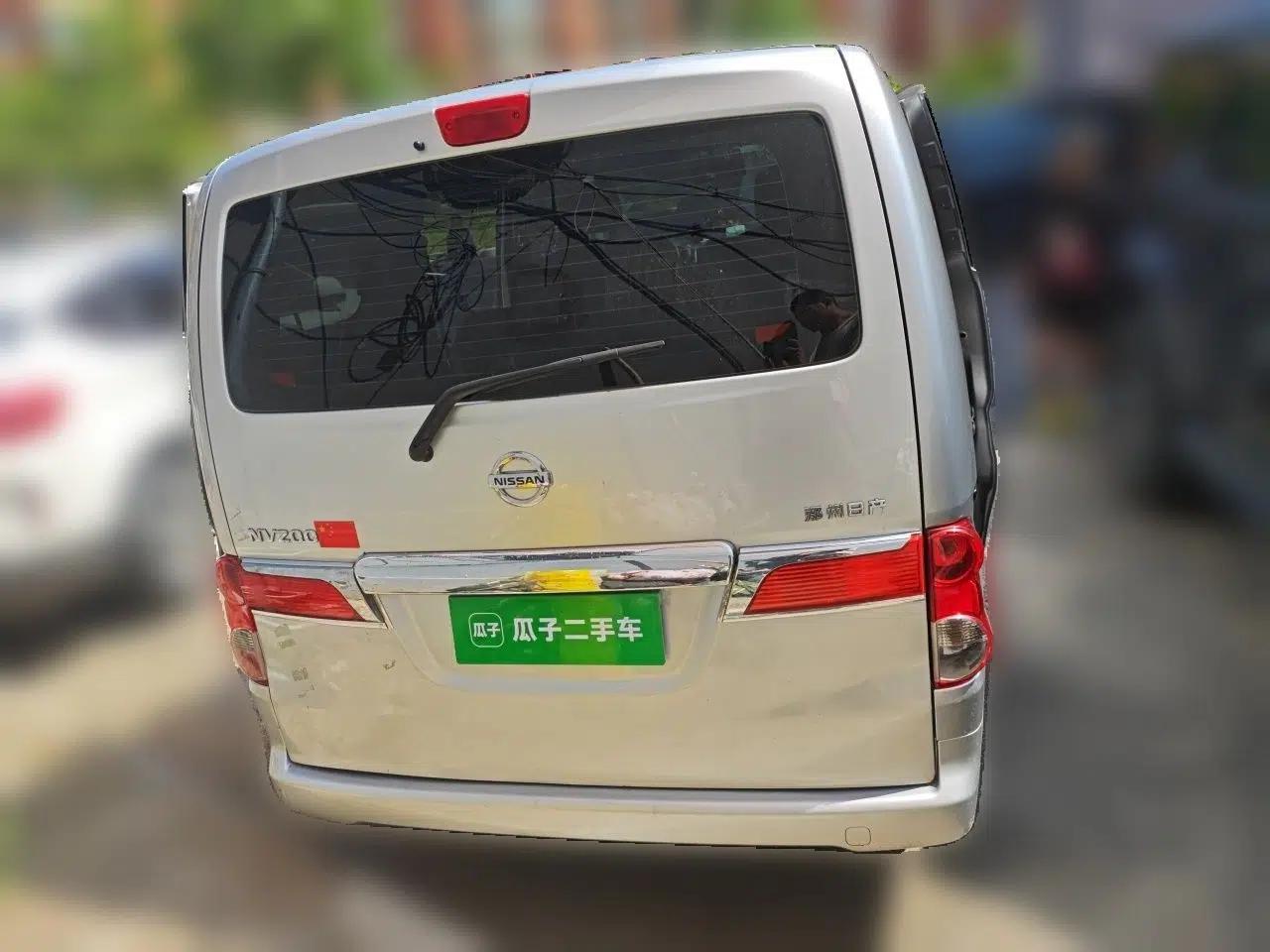 Nissan NV200 2012 1.6L 232 Seats Luxury Version — миниатюра 5