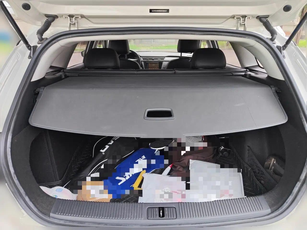 Roewe Ei5 2019 Smart Connect Flagship Edition — миниатюра 19