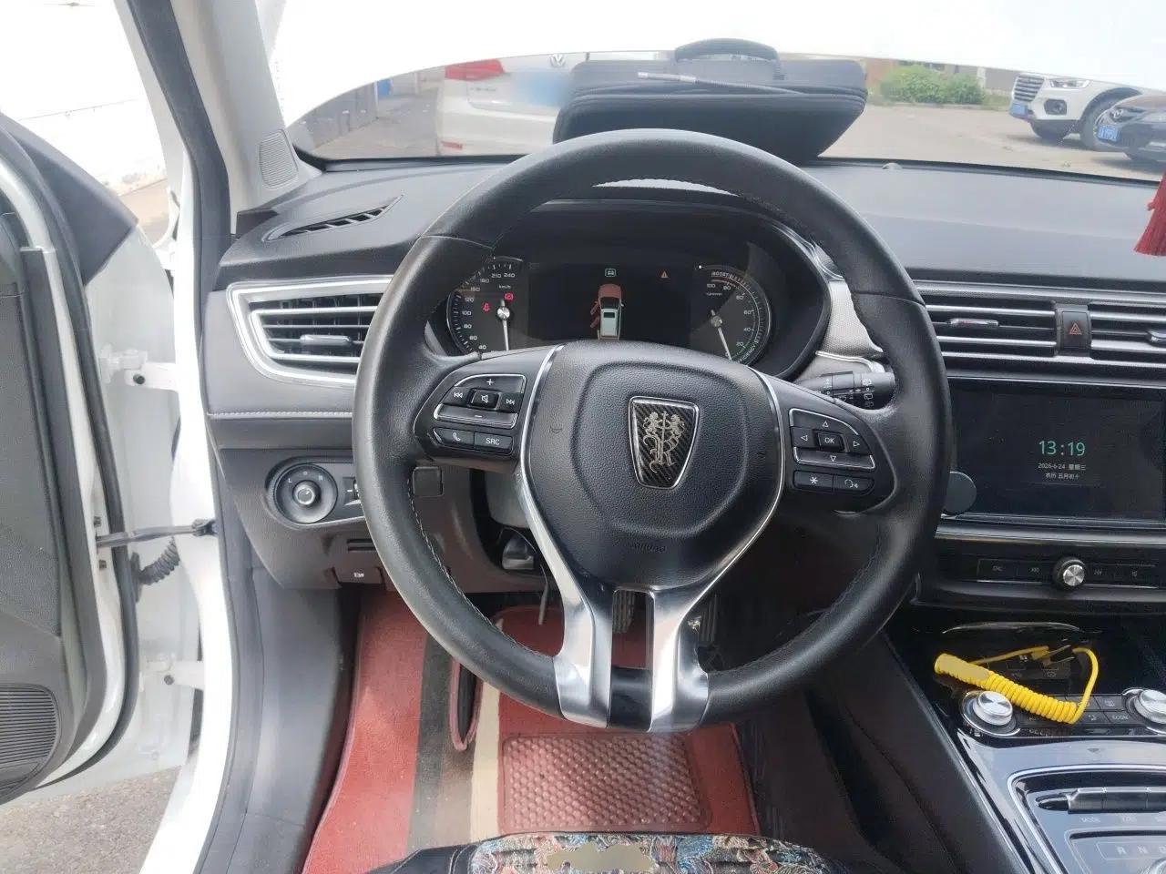 Roewe Ei5 2019 Luxury Edition — миниатюра 10