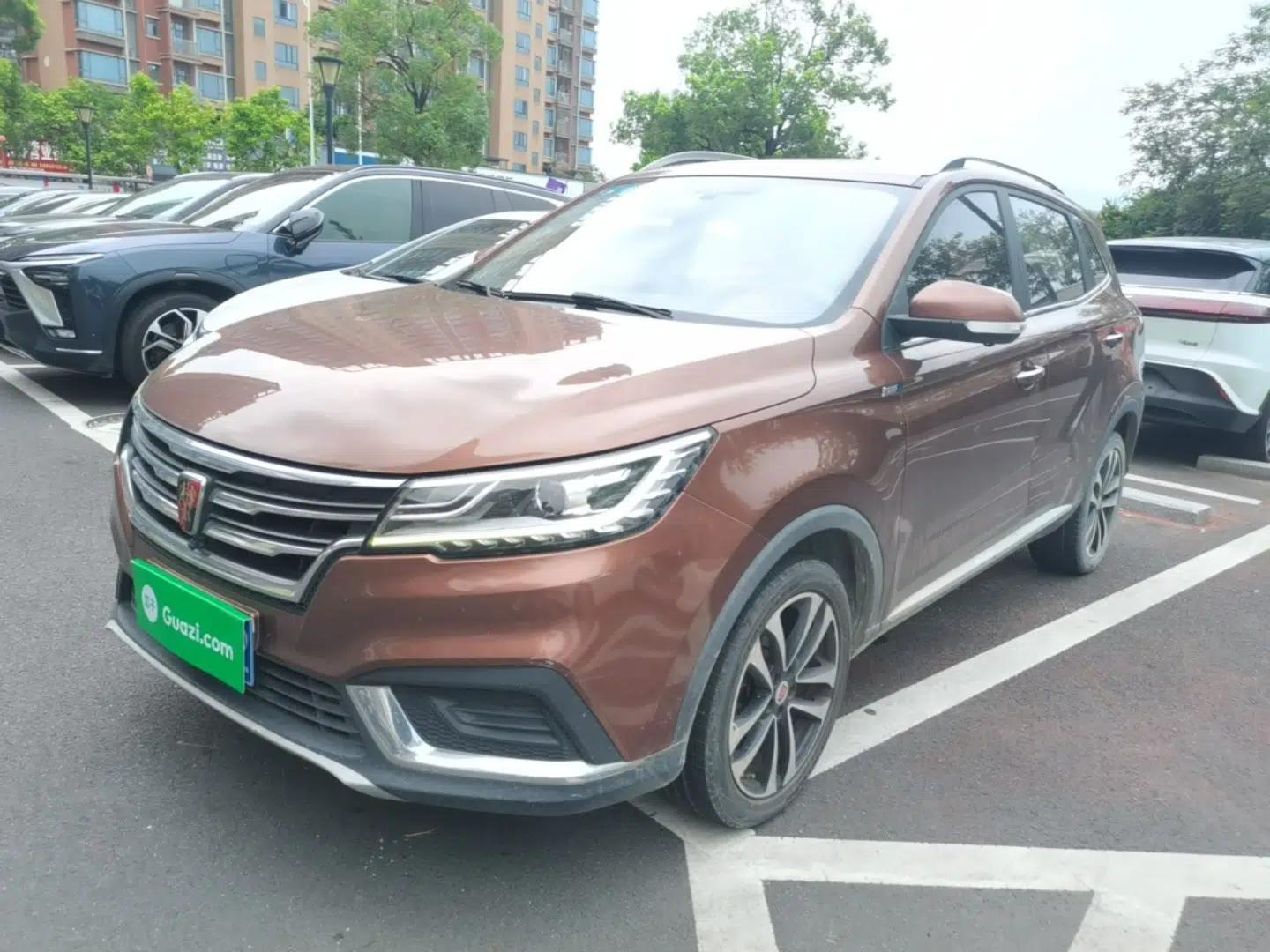 Roewe RX3 2020 1.6L CVT 4G Connected Ultra-Cool Flagship Edition — миниатюра 1