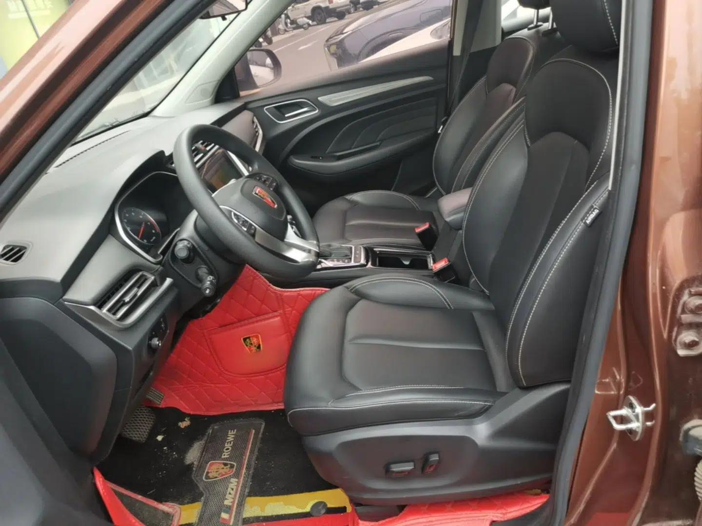 Roewe RX3 2020 1.6L CVT 4G Connected Ultra-Cool Flagship Edition — миниатюра 17