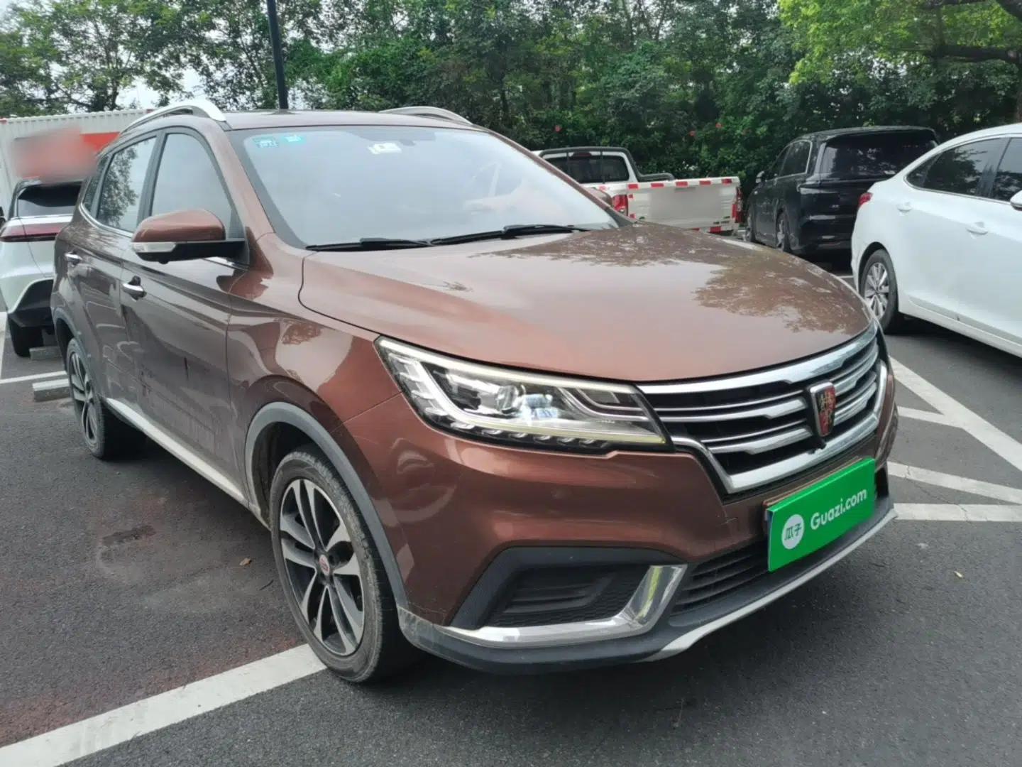 Roewe RX3 2020 1.6L CVT 4G Connected Ultra-Cool Flagship Edition — миниатюра 3