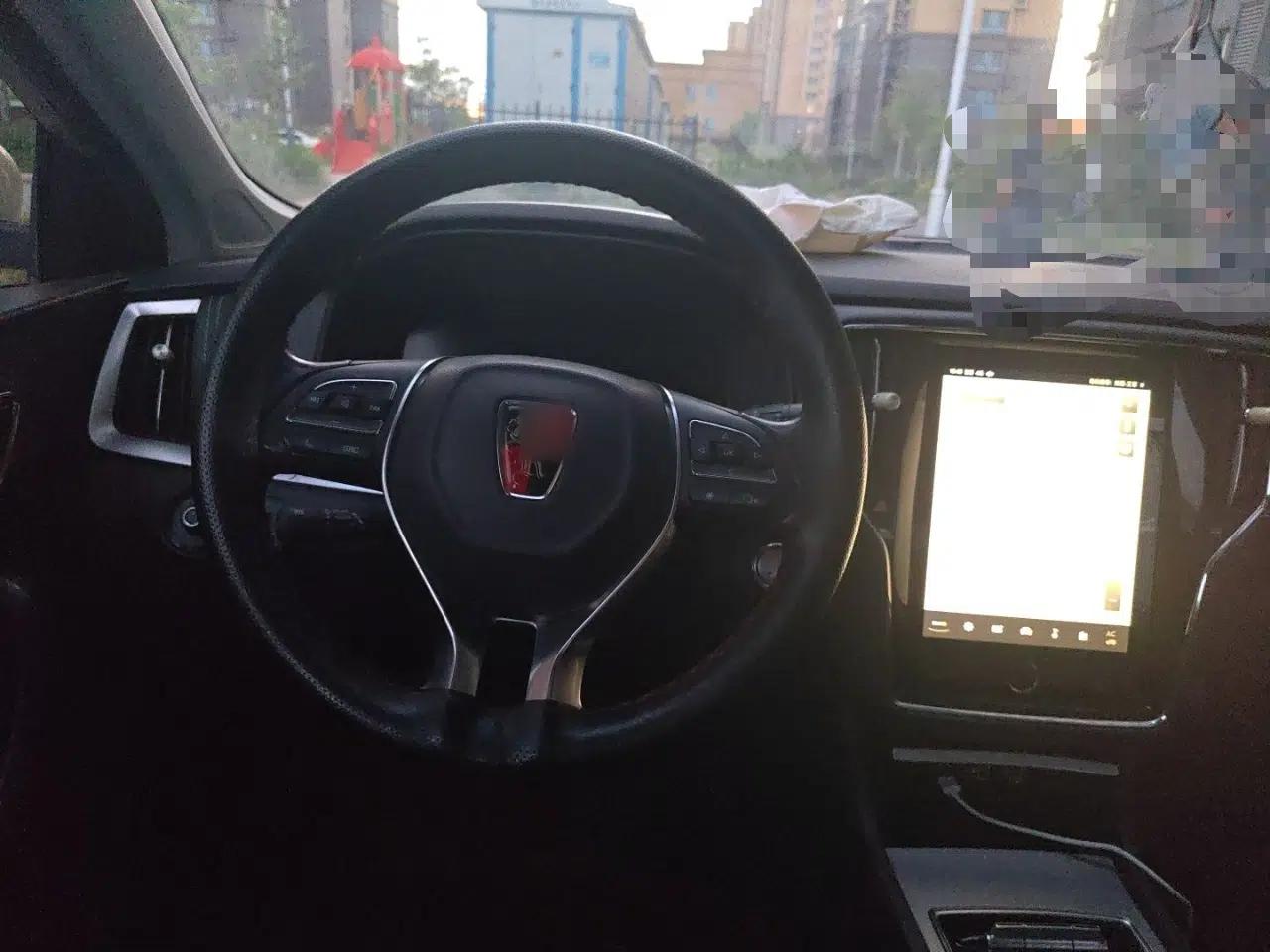 Roewe i6 New Energy 2017 45T Hybrid Connect & Smart Enjoyment Edition — миниатюра 10