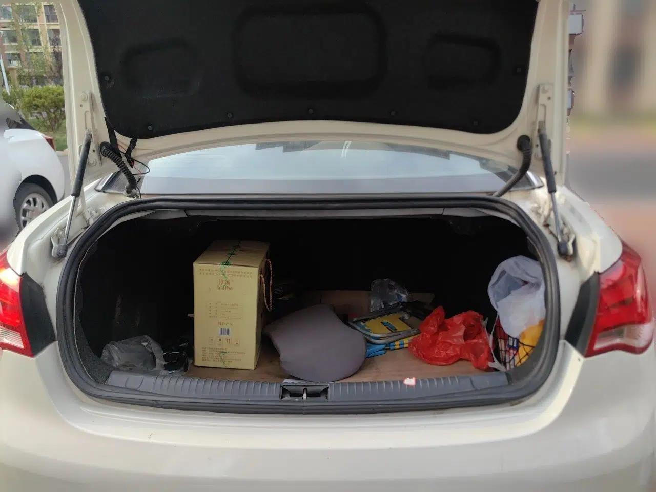 Roewe 550 2014 550S 1.8L Automatic Smart Selection Model — миниатюра 19