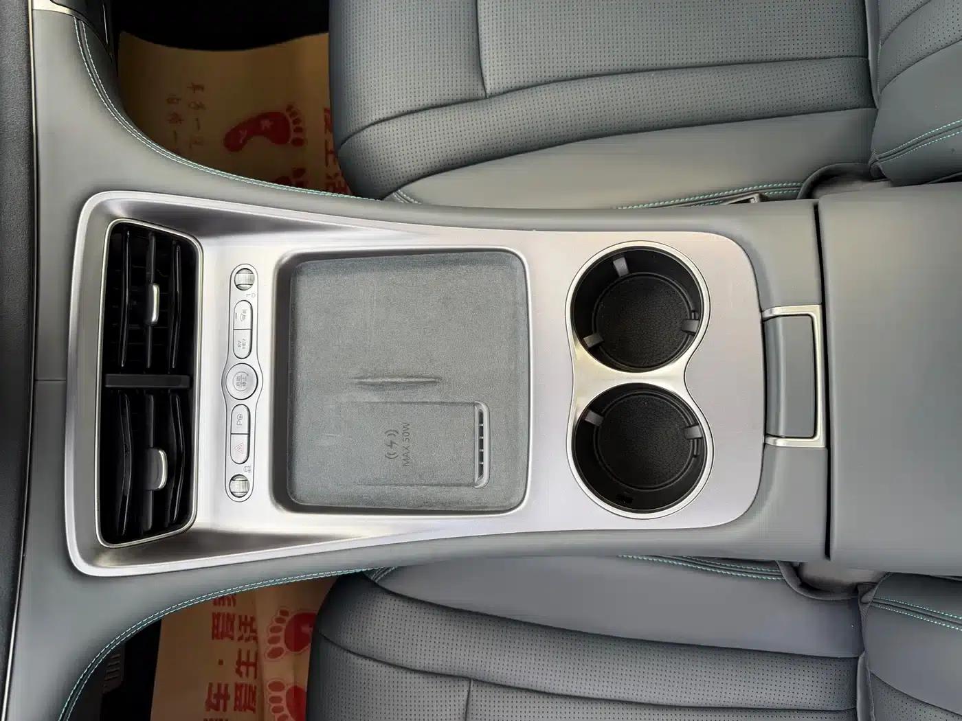 Hiace 07 DM-i 2025 Model 150 Navigator Edition — миниатюра 13