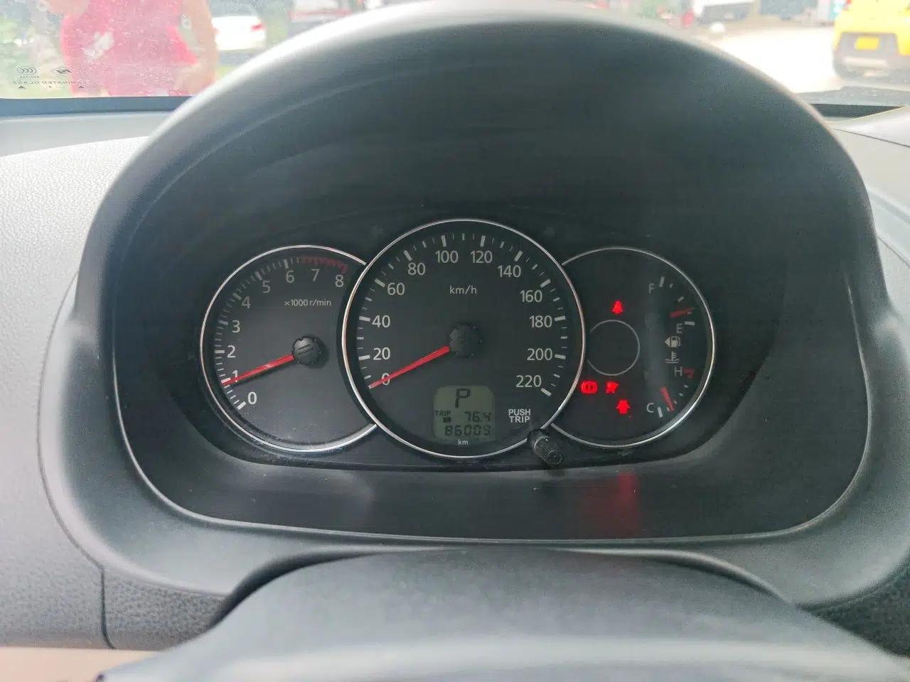 Mitsubishi Pajero Sport 2013 3.0L Automatic Two-Wheel Drive Luxury Edition — миниатюра 11