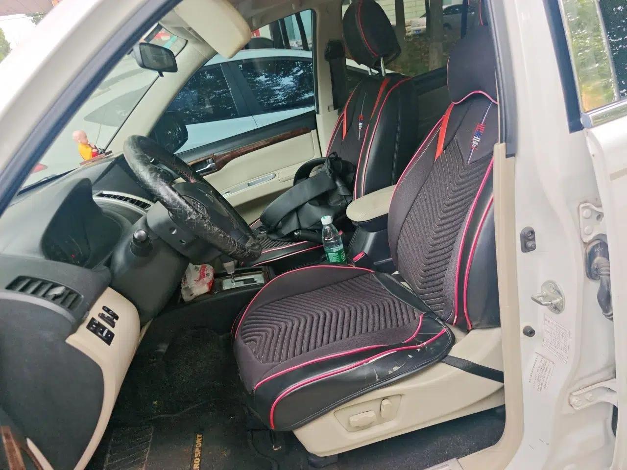 Mitsubishi Pajero Sport 2013 3.0L Automatic Two-Wheel Drive Luxury Edition — миниатюра 15