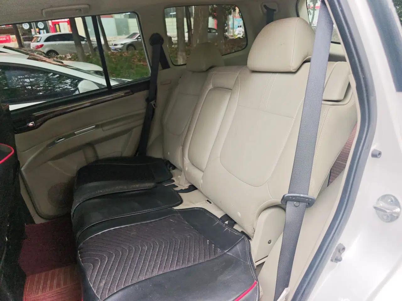 Mitsubishi Pajero Sport 2013 3.0L Automatic Two-Wheel Drive Luxury Edition — миниатюра 17