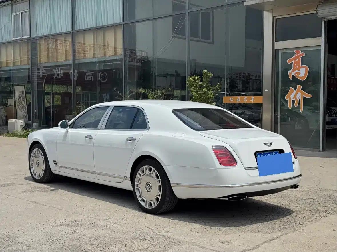 Mulsanne 2011 6.8T Luxury Edition — миниатюра 8