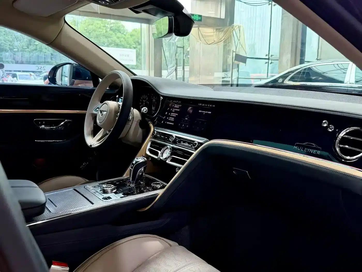 2026 Mercedes-Benz Flying Spur Plug-in Hybrid 4.0T V8 Mulliner — миниатюра 5