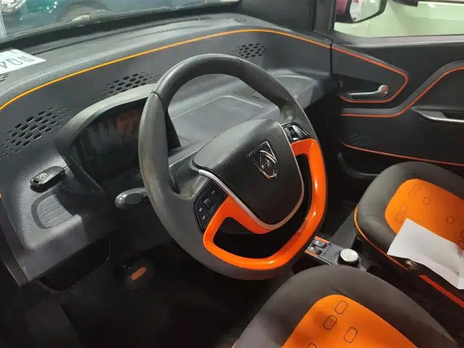 Baojun E100 2019 Model 250KM Smart Edition — миниатюра 15