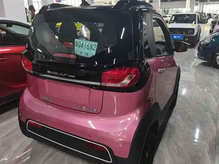 Baojun E100 2019 Model 250KM Smart Edition — миниатюра 3