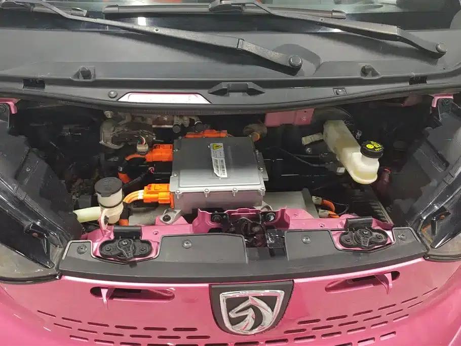 Baojun E100 2019 Model 250KM Smart Edition — миниатюра 10