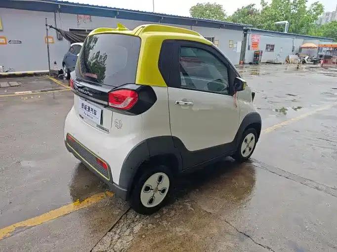 Baojun E100 2017 Smart Edition — миниатюра 5