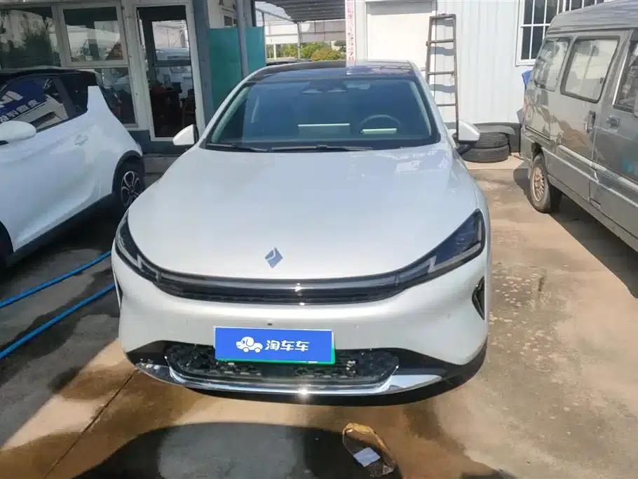 Baojun Enjoy 2025 Plug-in Hybrid 140km/h Special Edition — миниатюра 2