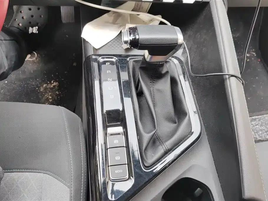 Baojun RC-5 2020 1.5L CVT Smart Elite Edition — миниатюра 16
